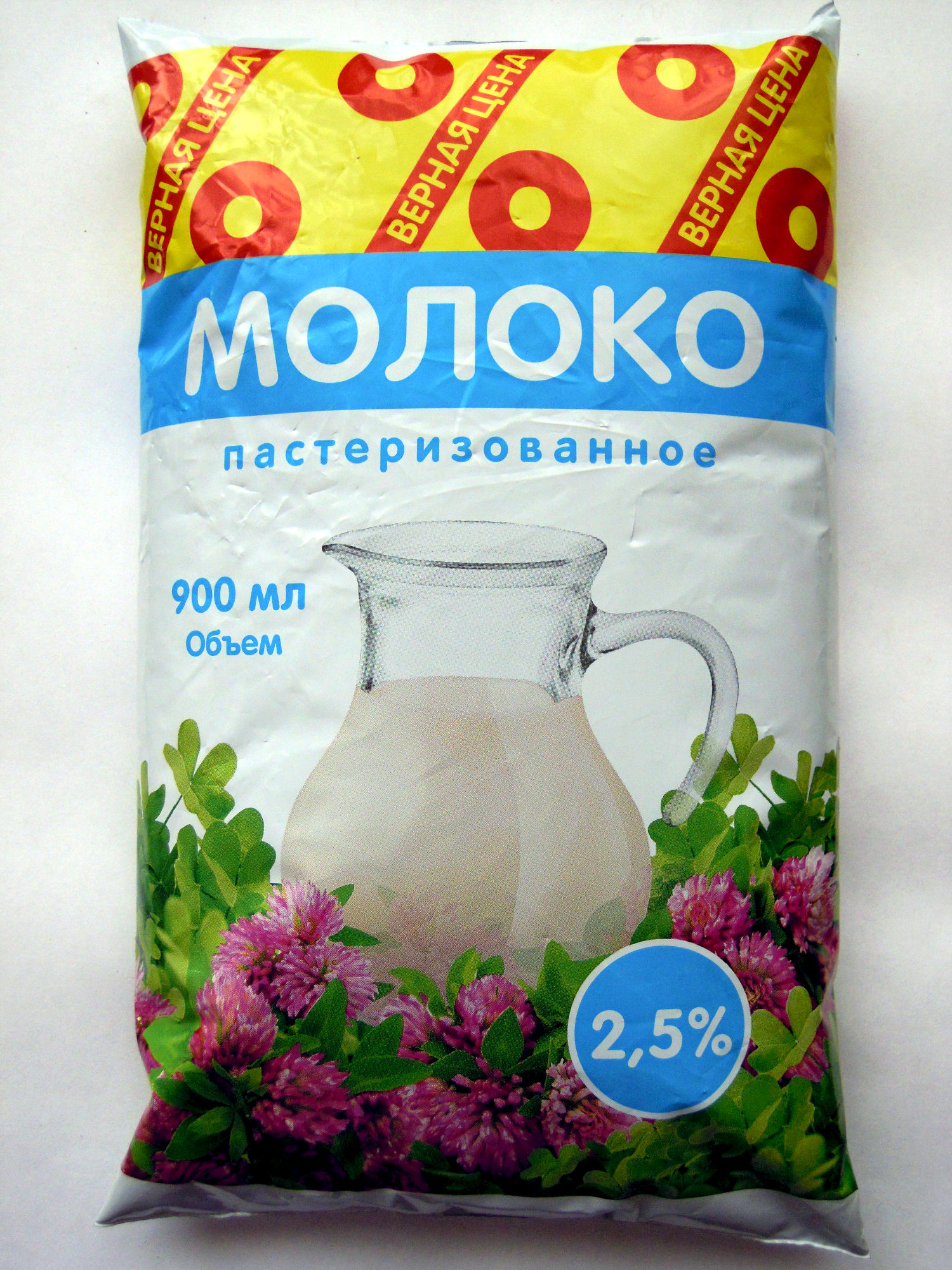 молоко пастеризованное 2,5 % - Product - ru