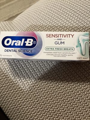 Oral-B SENSITIVITY AND GUM - Product