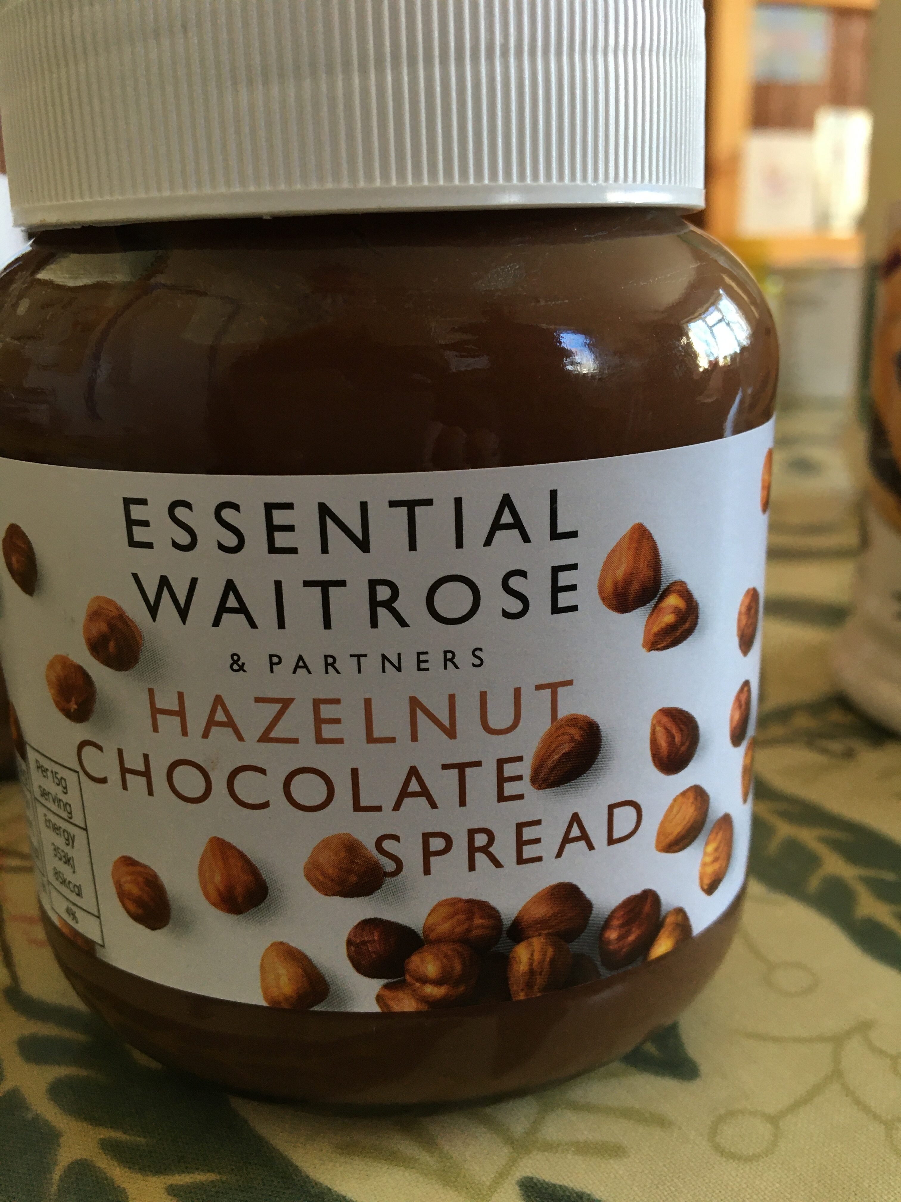 Hazelnut chocolate spread - Product - en