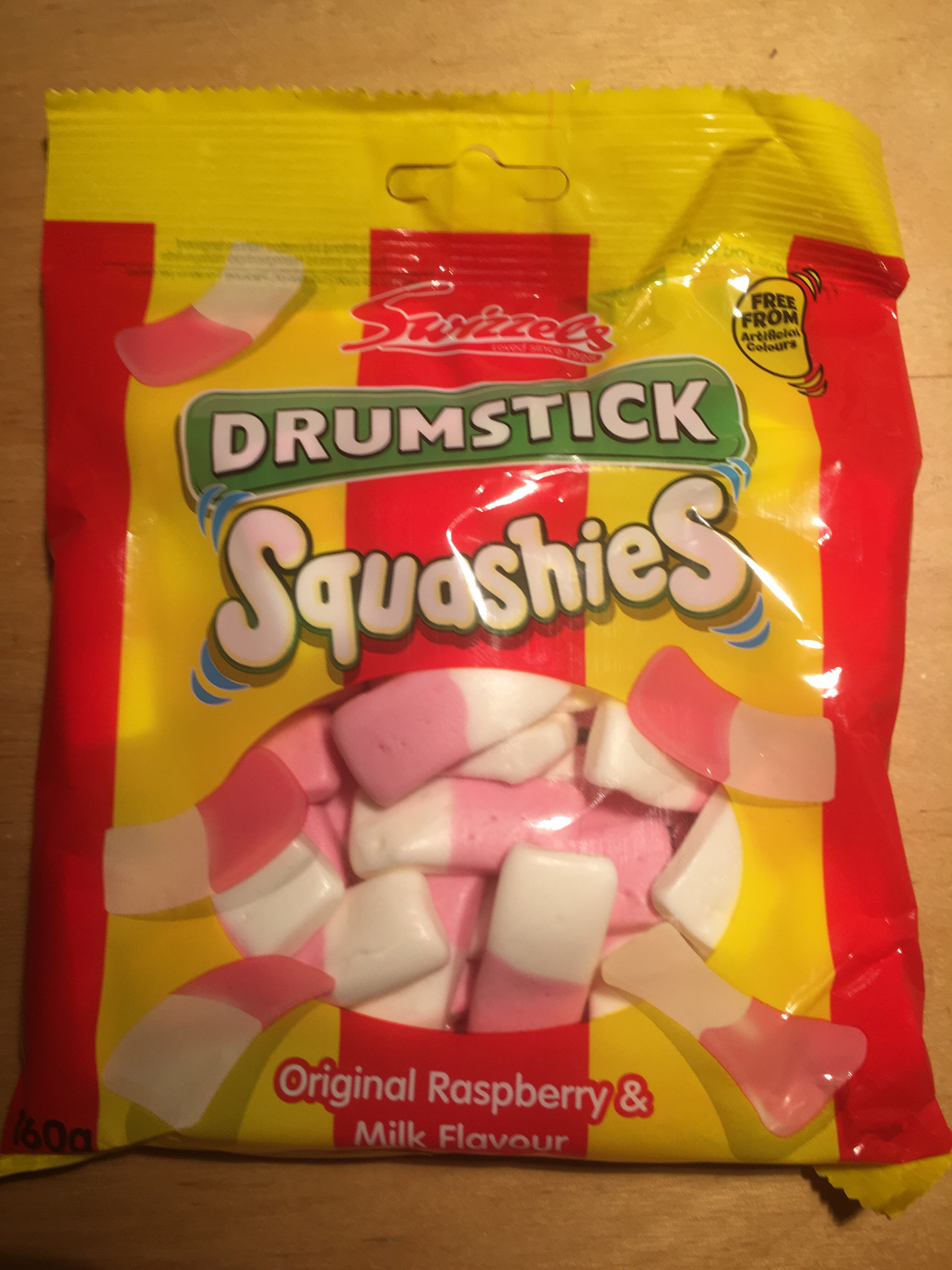 Squashies Drumsticks raspberry and milk flavour - Product