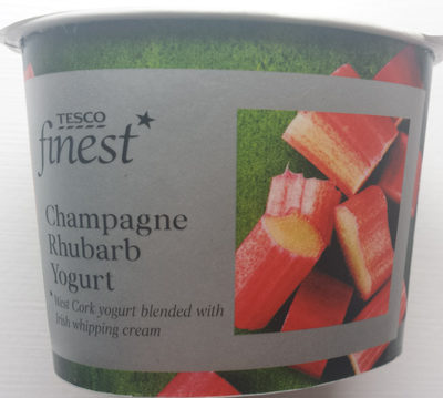 Calories in Tesco Champagne Rhubarb Yogurt