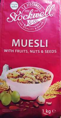 Muesli with fruits, nuts & seeds - Product - pl