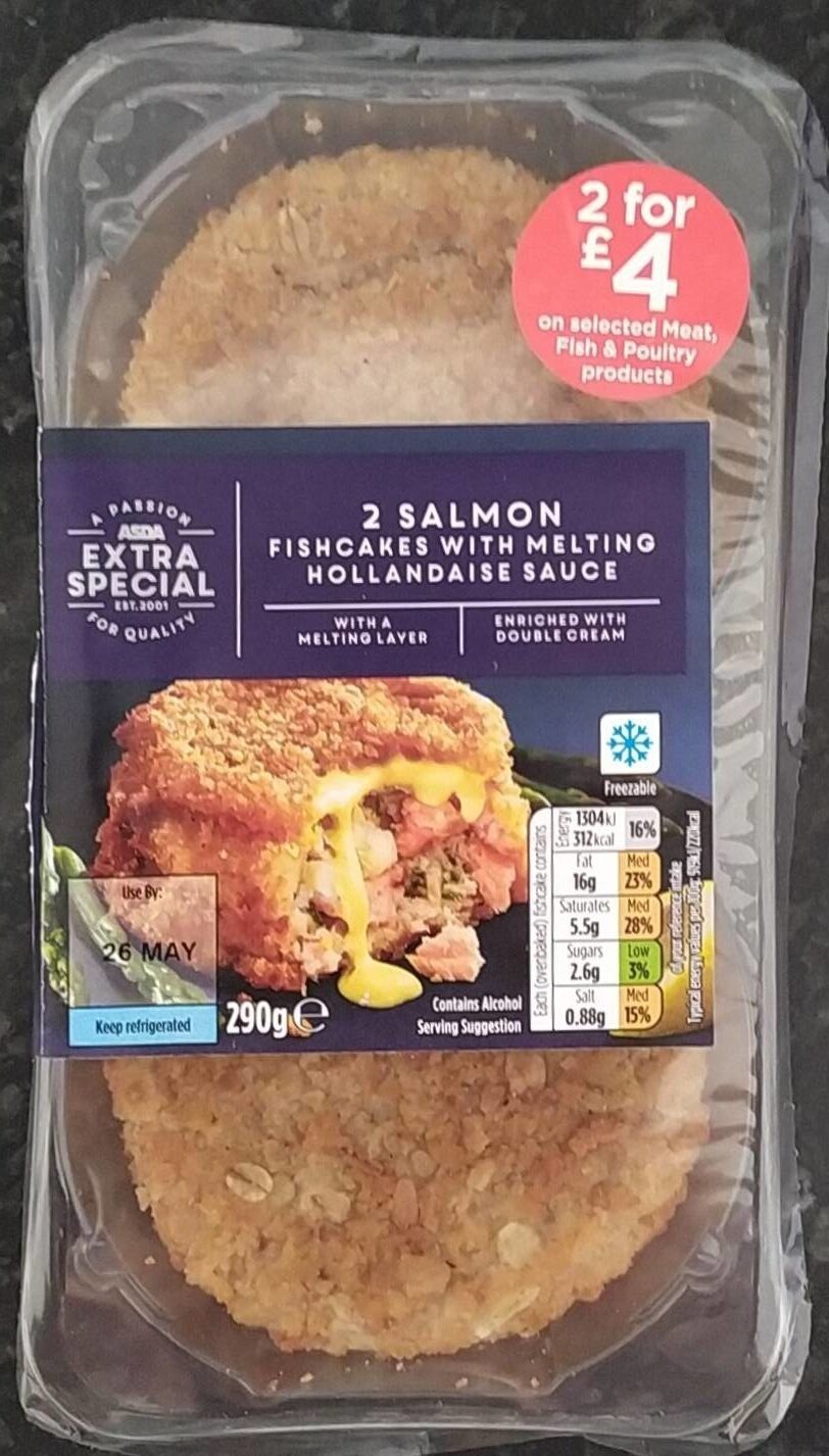 2 Salmon fishcakes with melting hollandaise sauce - Product