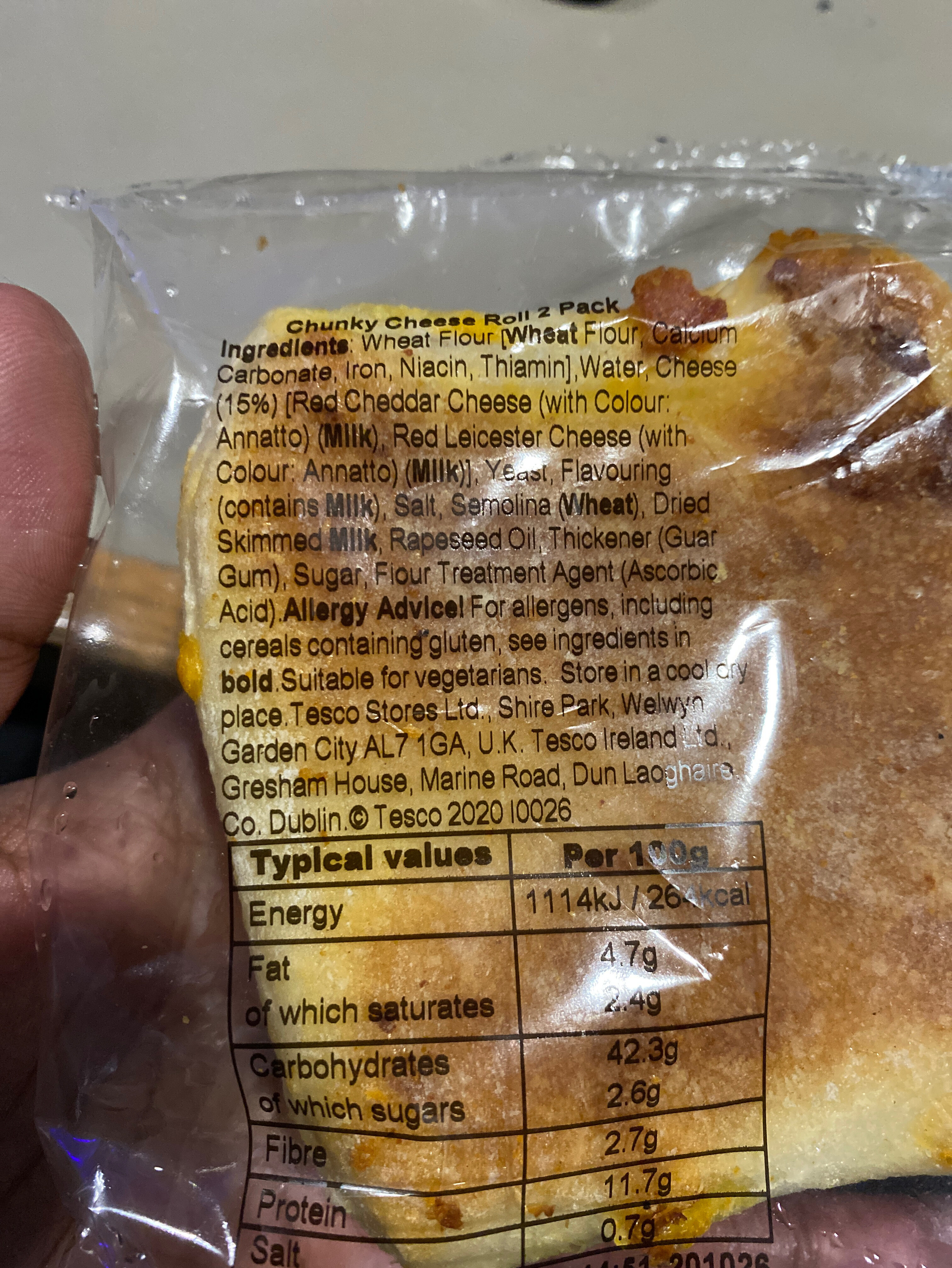 Tesco Chunky Cheese Roll - Ingredients