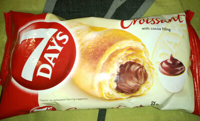 Croissant with cocoa filling - Product