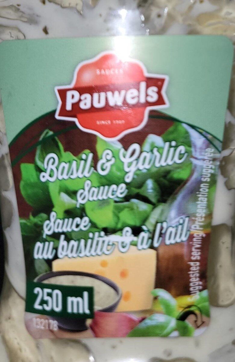 Basil and garlic sauce - Product - fr