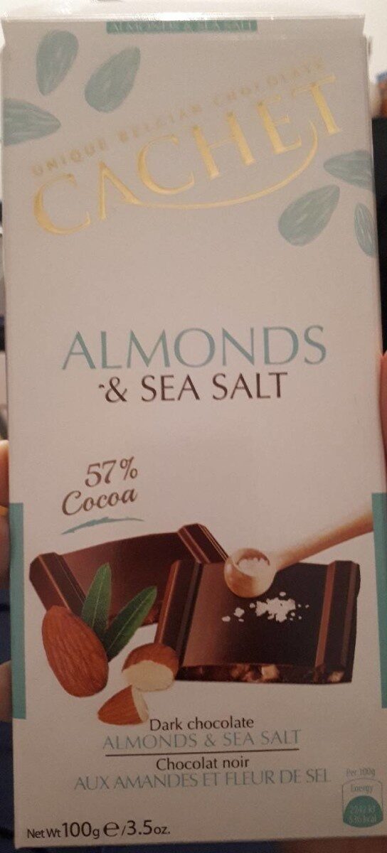 Almonds and sea salt - Product - fr
