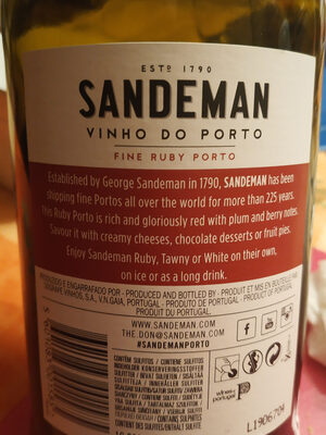 sandeman vinho do porto fine ruby porto - Ingredienser - pt