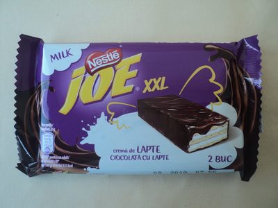 Joe XXL Napolitane crocante cu crema de lapte invelite in ciocolata cu lapte