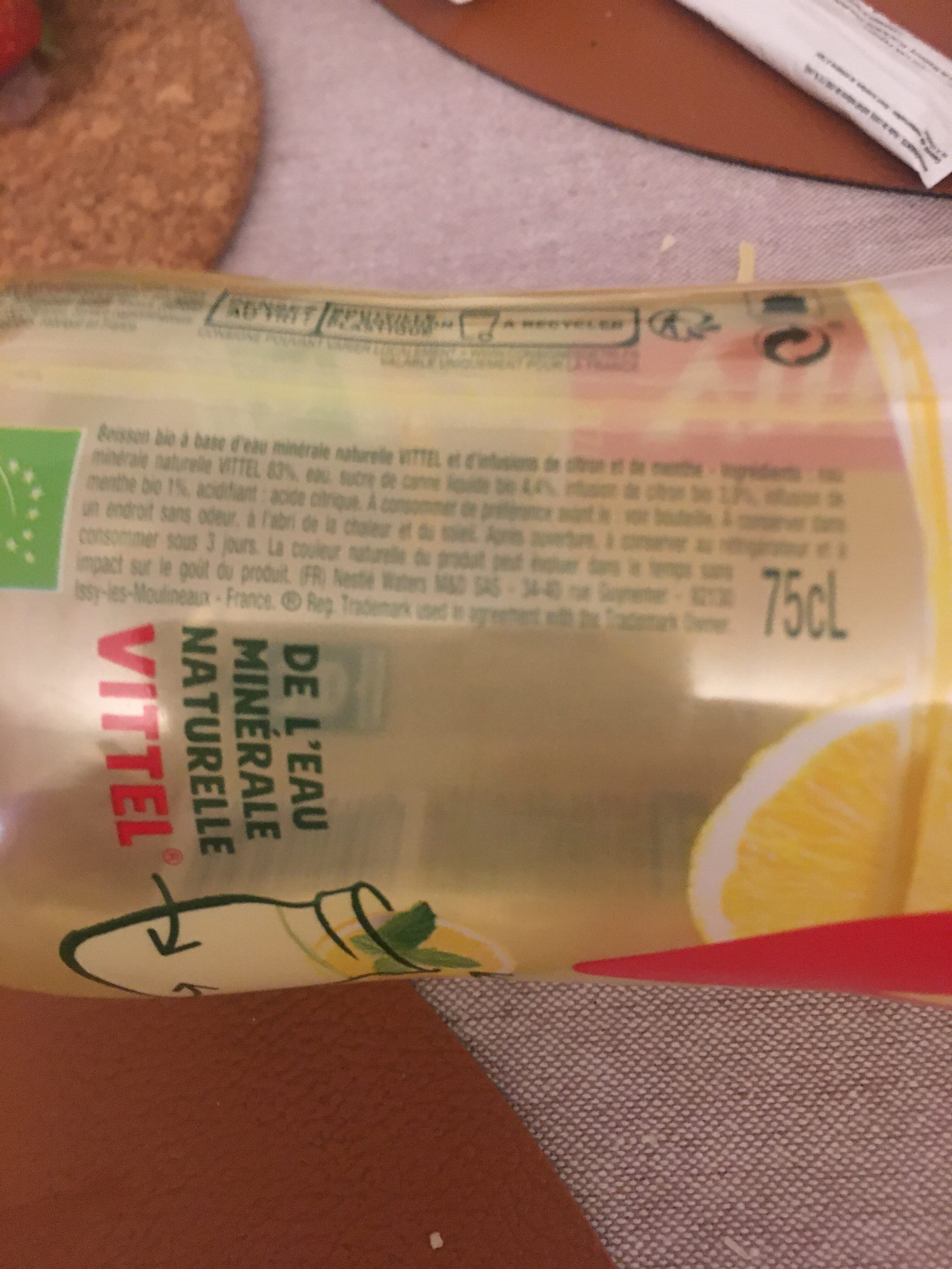 VITTEL Fruits Infusés bio eau aromatisée Citron Menthe 75cl - Ingrediënten - fr