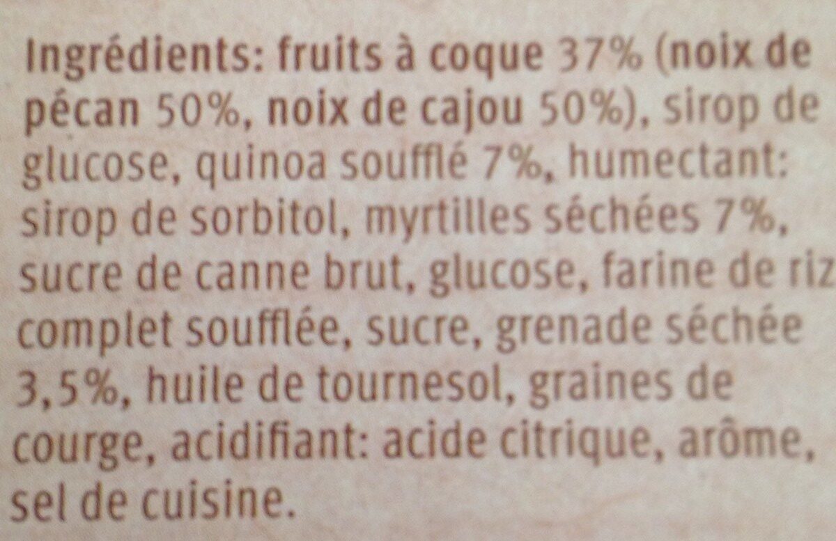 Barres avec des fruits à coque, quinoa et myrtilles - Ingredients - fr