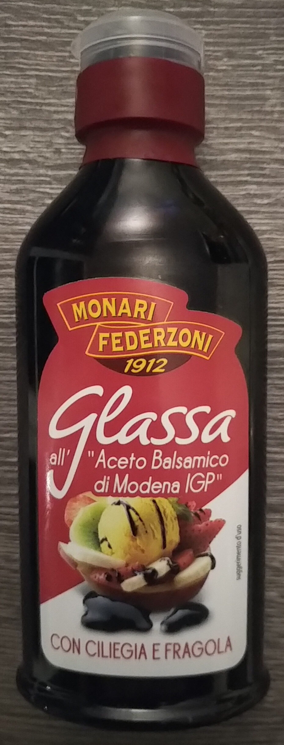Glassa all'"aceto balsamico di Modena IGP" con ciliegia e fragola - Product - it