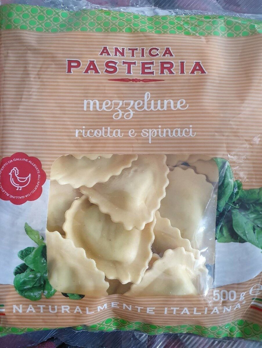Mezzelune ricotta e spinaci - Produit - it