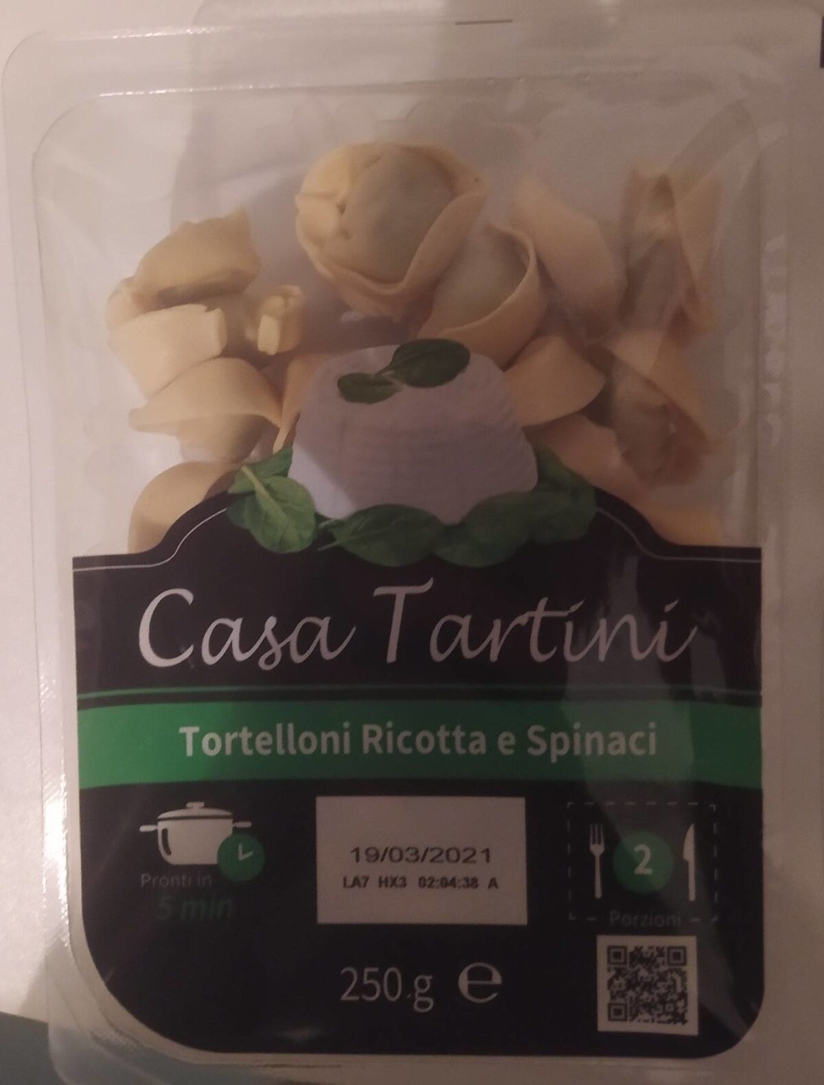 Tortelloni ricotta e spinaci - Product - it