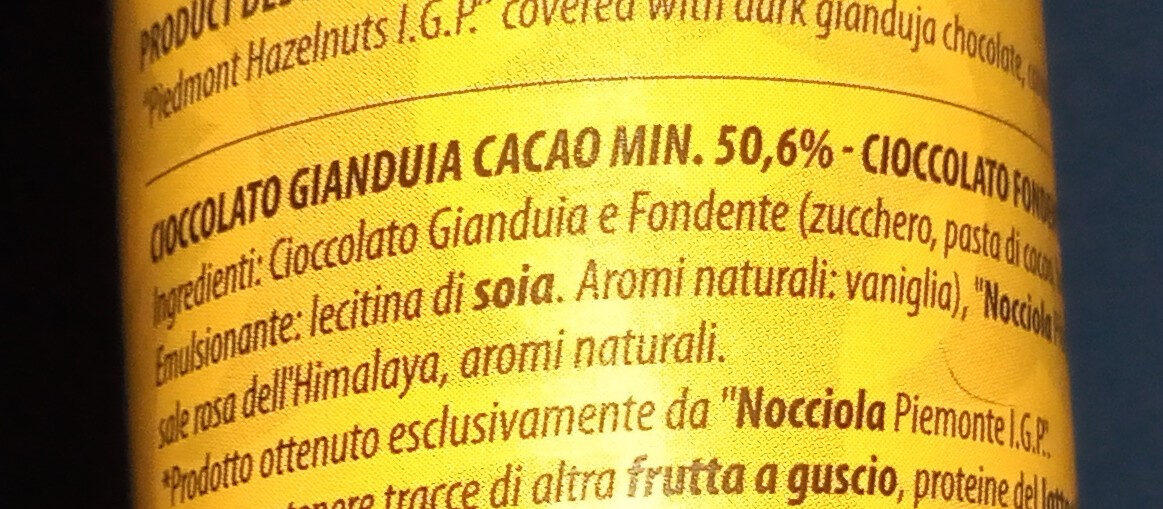 Nero Mucci cioccolato gianduia fondente con caramello - Ingredients - it