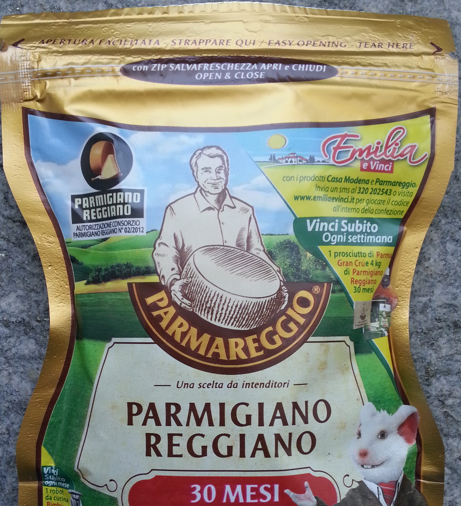 Parmareggio - Parmigiano reggiano DOP 30 mesi grattugiato - Produkt - it