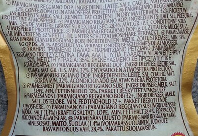 Parmareggio - Parmigiano reggiano DOP 30 mesi grattugiato - Ingredienser - it