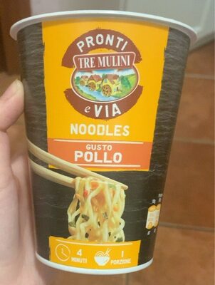 noodles gusto pollo - Produkt - it