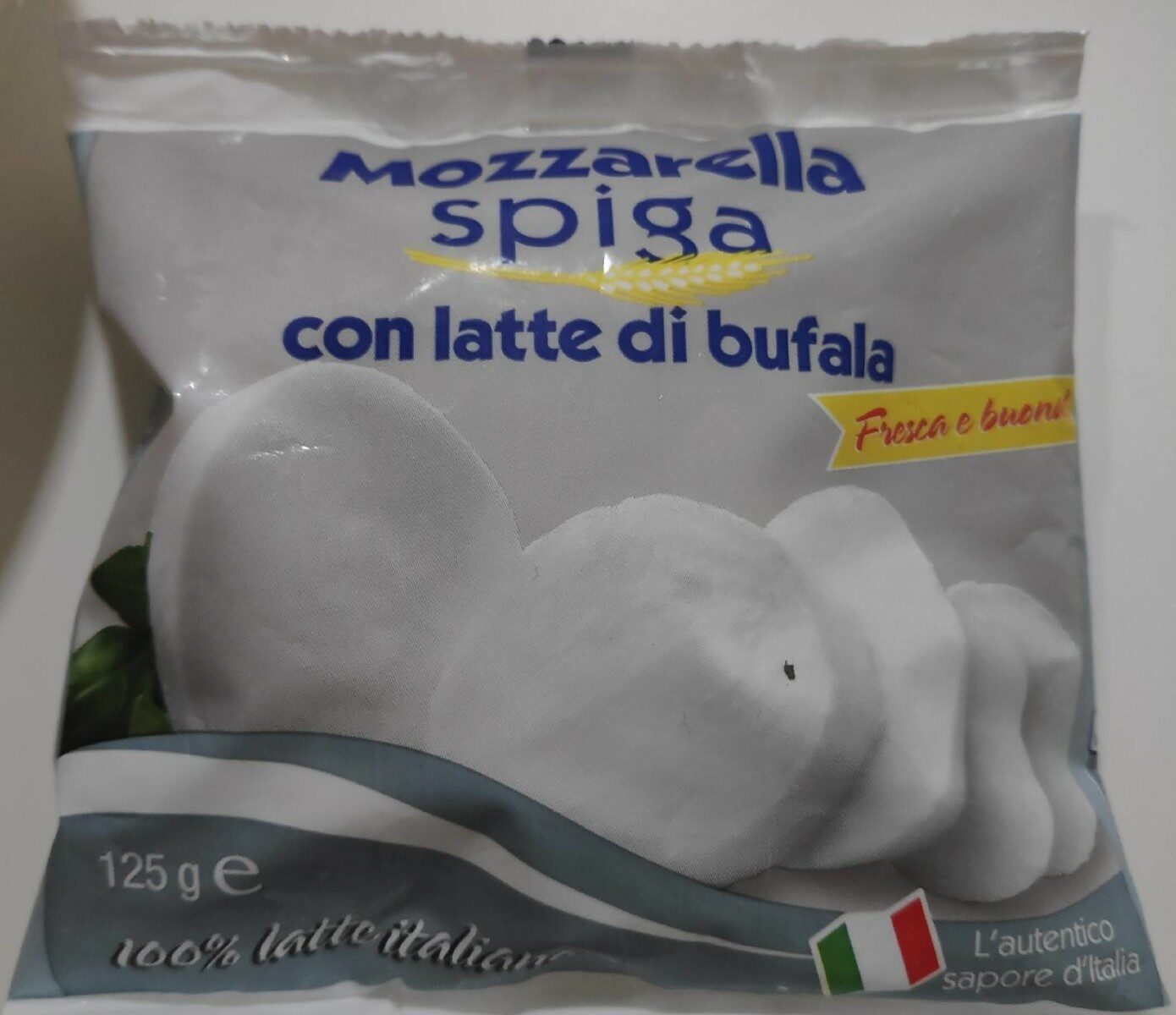 Mozzarella con latte di bufala - Producte - es