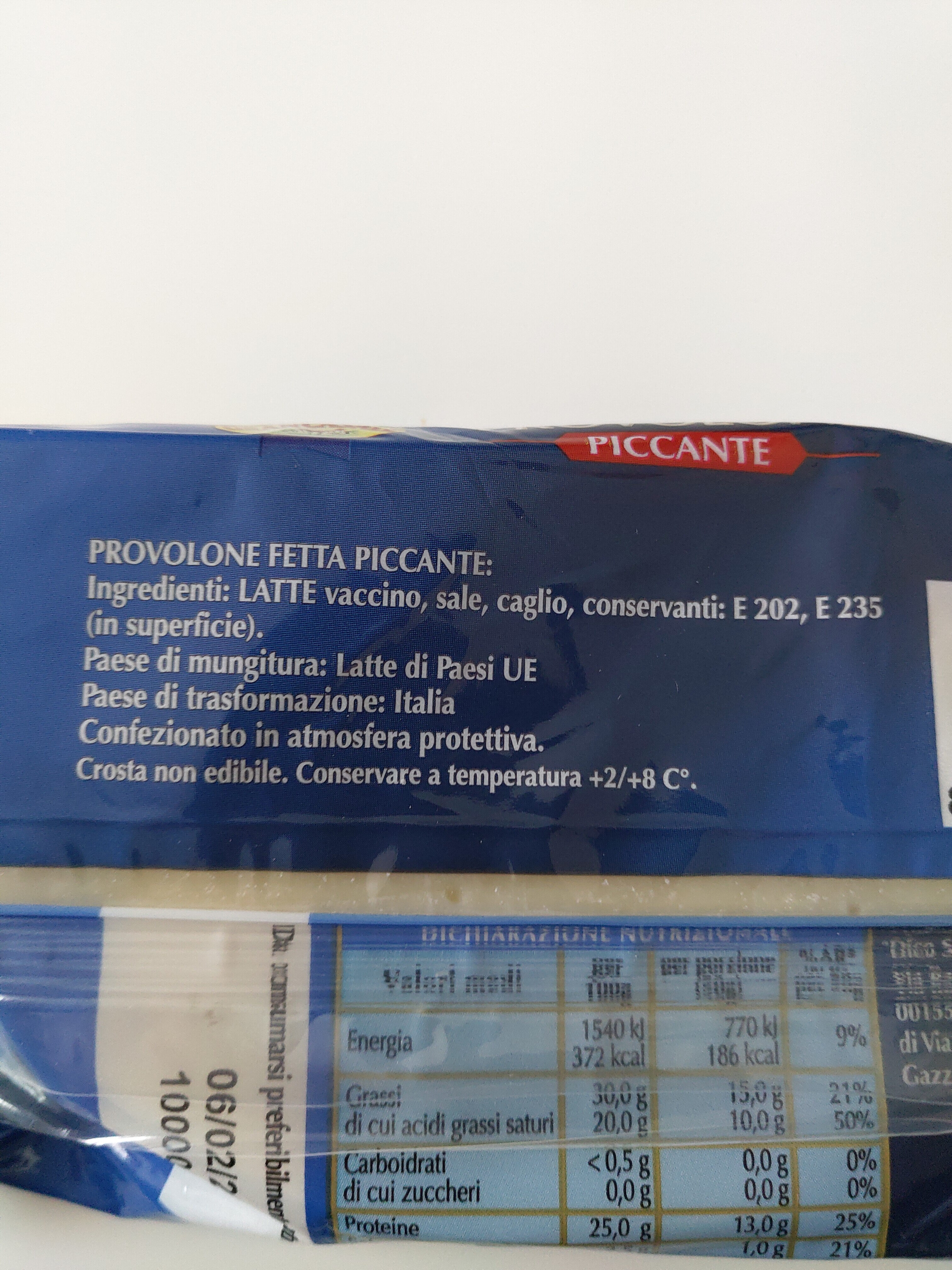 Provolone piccante - Ingredients - it