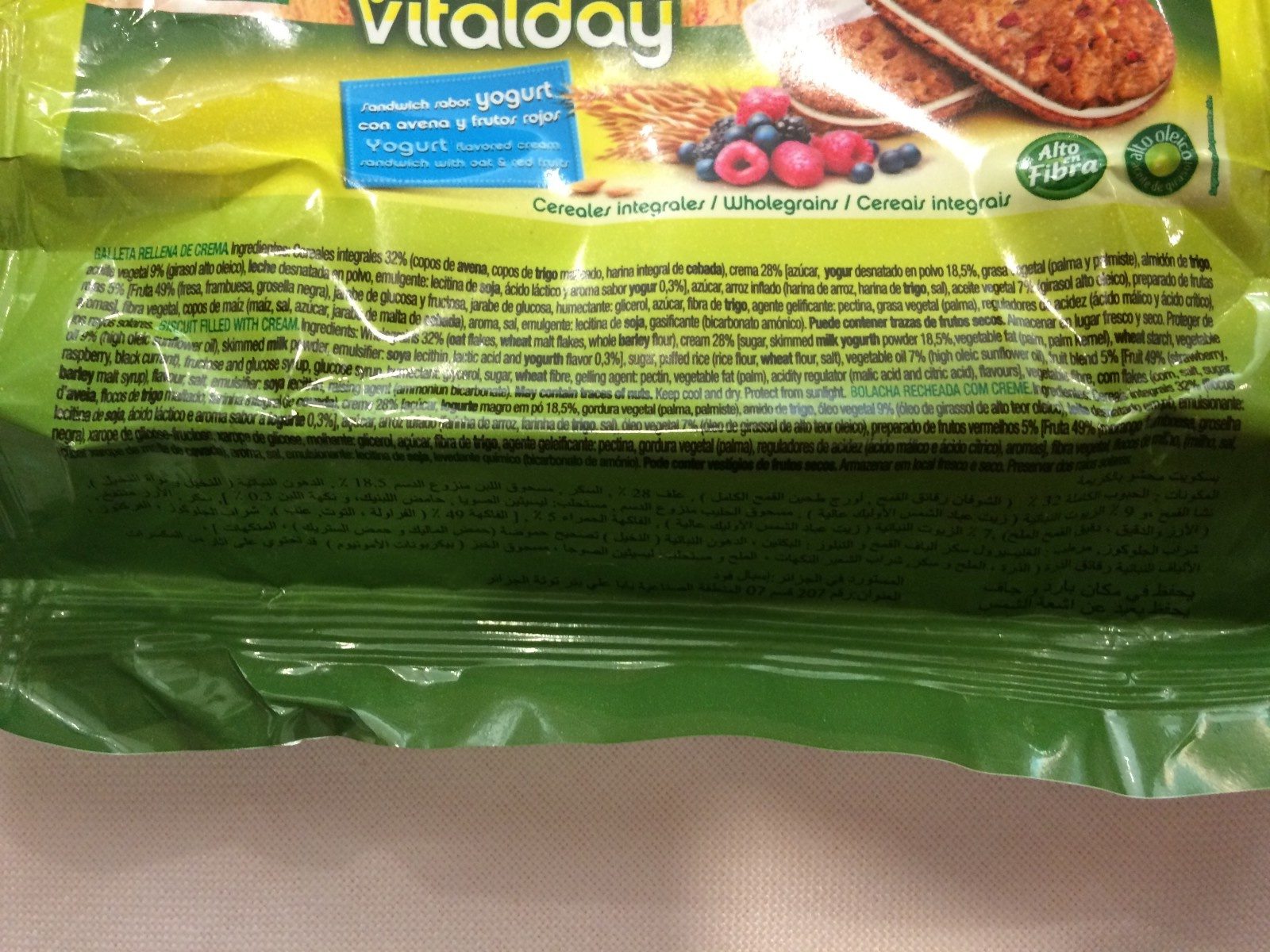 Gullon Vitalday Galletita Yogurt Frutos Rojos - Ingredientes