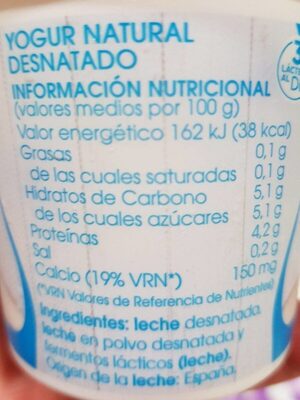 Yogur Natural desnatado - Información nutricional