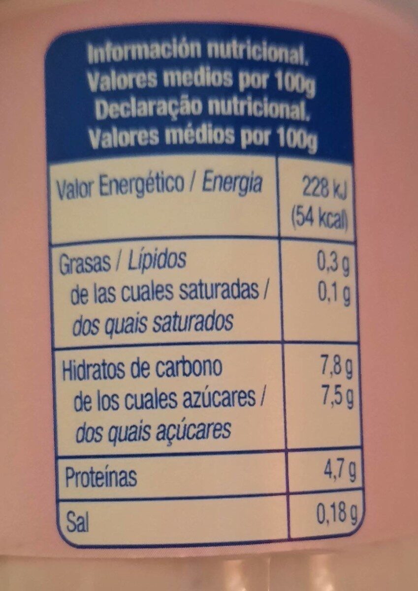 Yogurt con trozos de fresa 0% - Informació nutricional - es