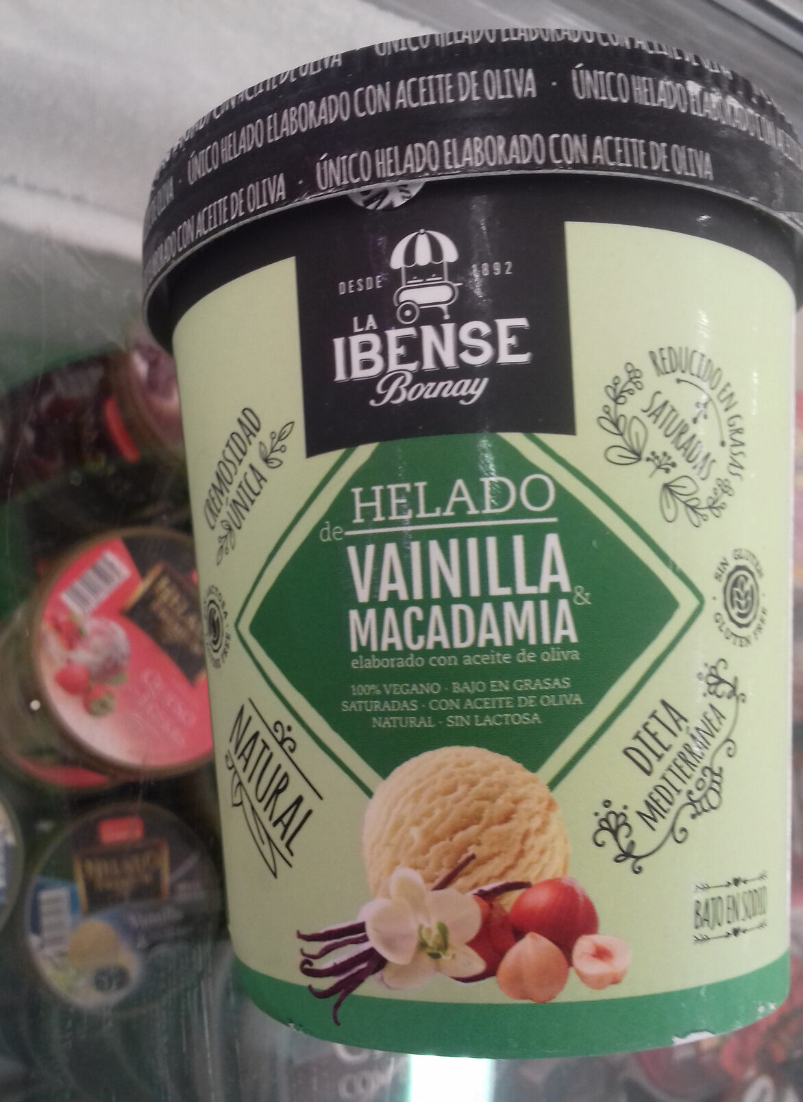 Helado vanilla macadamia - Producte - es
