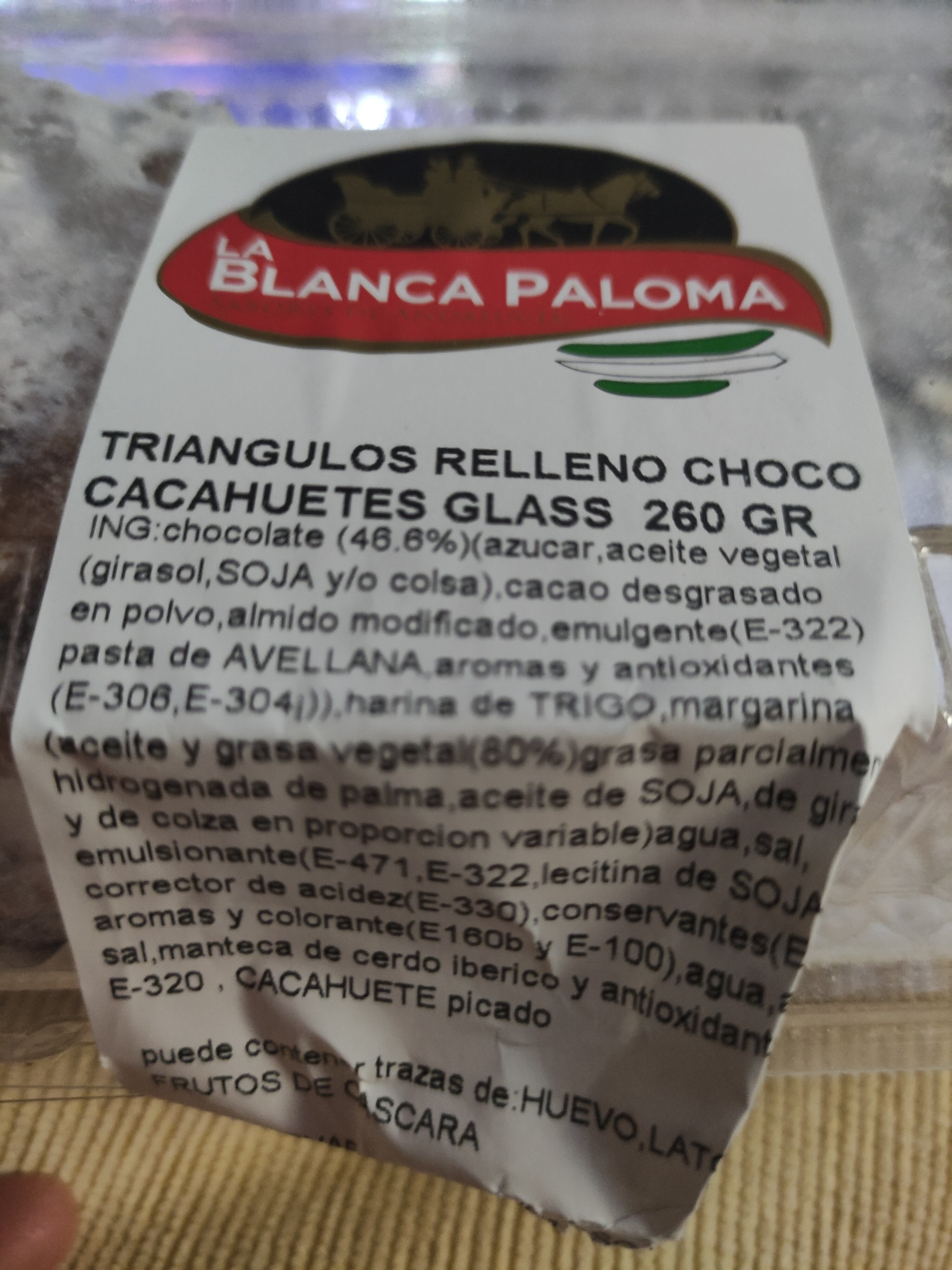 Triángulos rellenos de chocolate cacahuetes glass - Ingredients - es