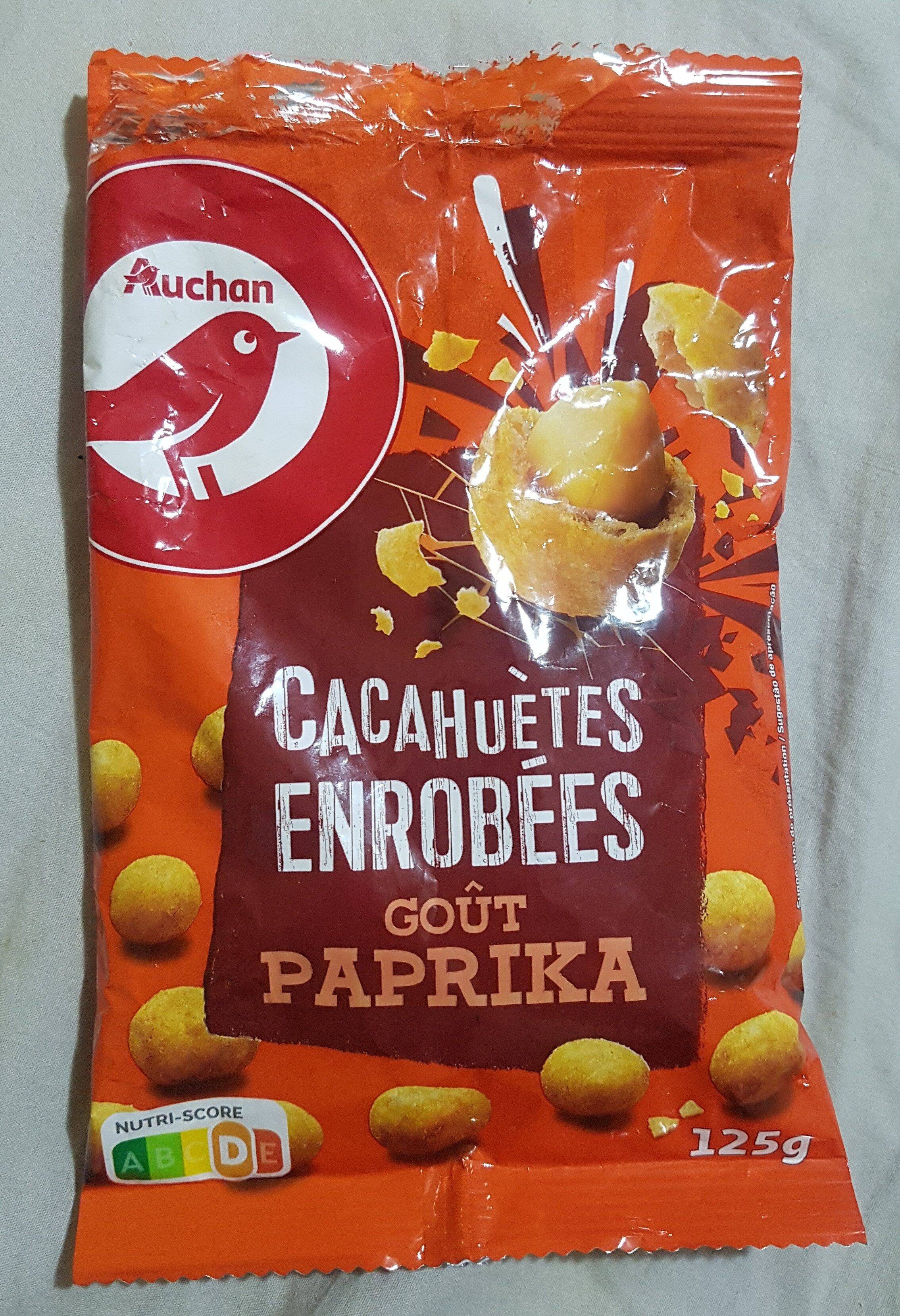 Cacahuètes enrobées goût paprika - Nutrition facts - fr