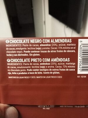 Black chocolate 72% with almonds - Ingredientes