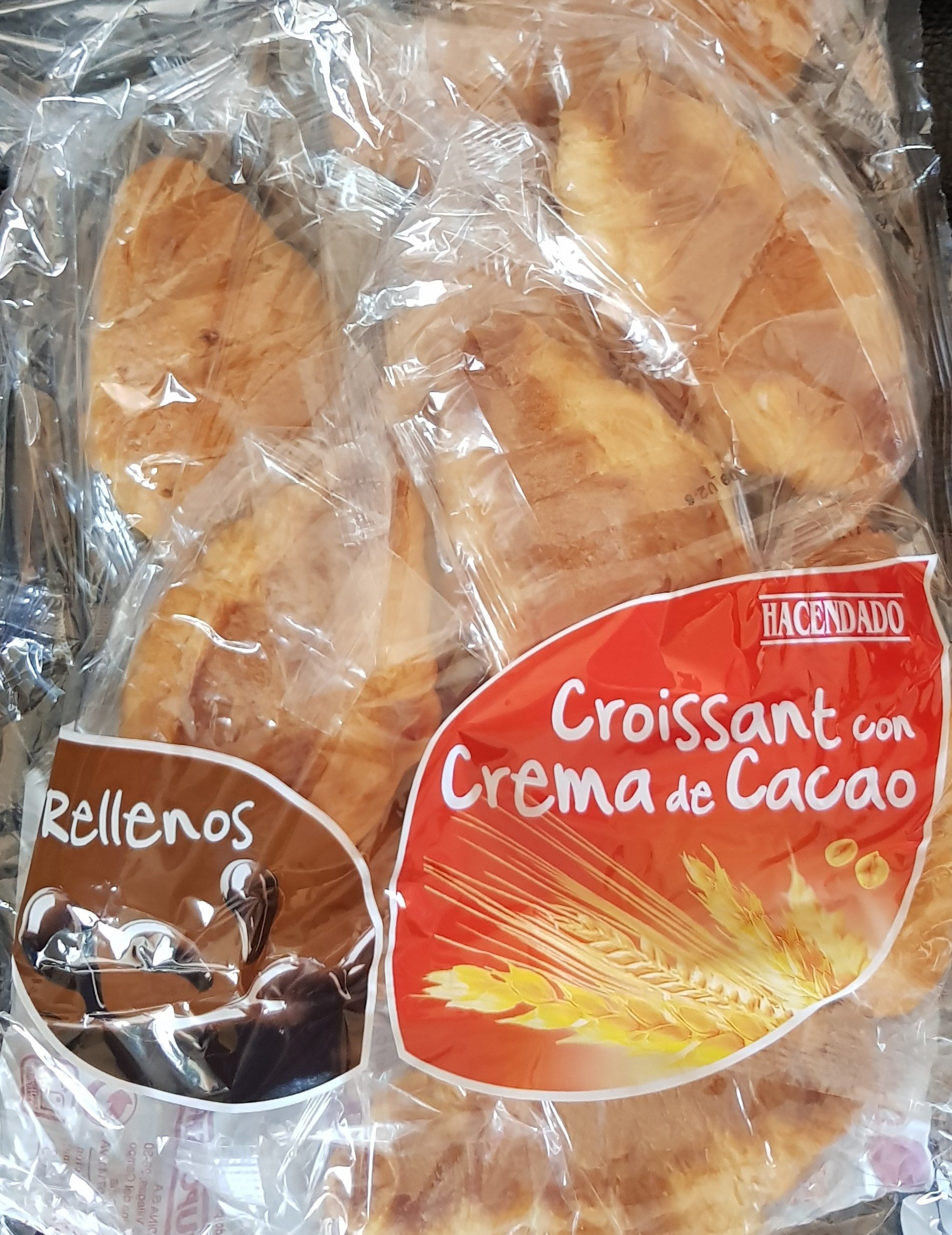 Croissant con crema de cacao - نتاج - es