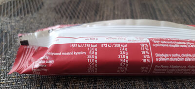 Protein 35% višně a vanilka v belgické čokoládě - Nutrition facts - cs
