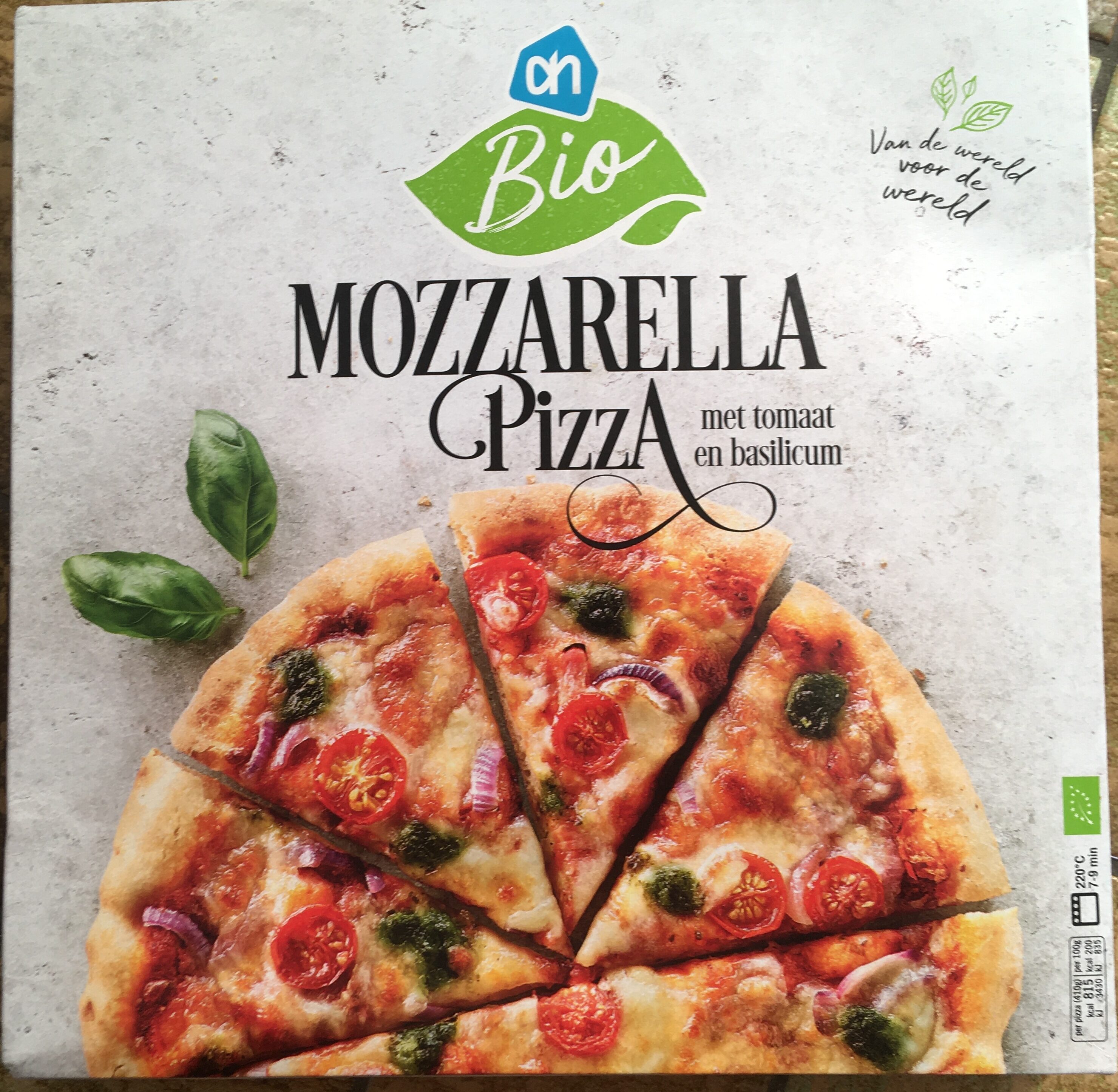 Bio Pizza Mozzarella met tomaat en basilicum - Product