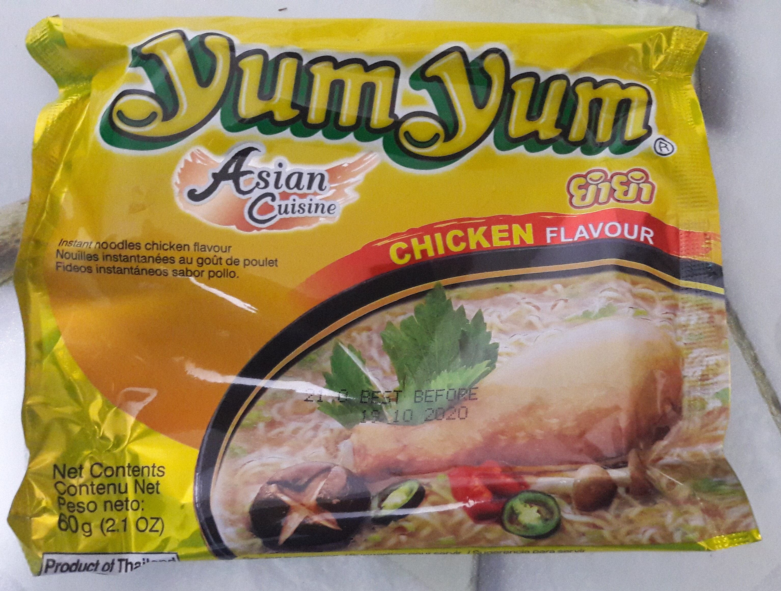 Yum Yum Asian Cuisine Chicken Flavour - Produit