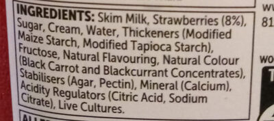 Strawberry yoghurt 98% fat free - Ingredients