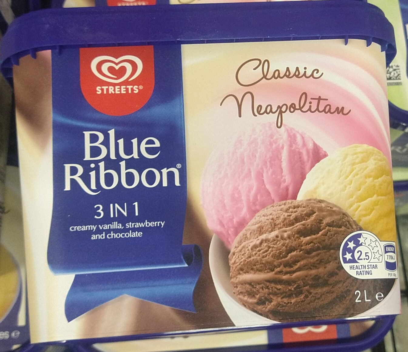 Blue Ribbon 3 in 1 ice cream - Product
