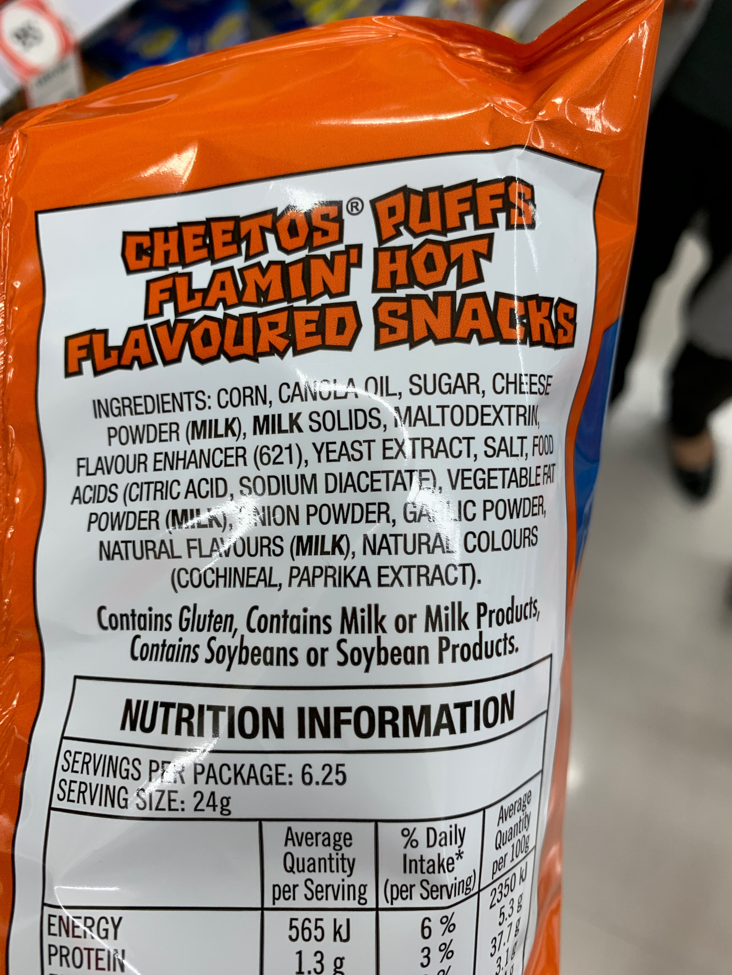 Party bag flaming hot puffs - Ingredients