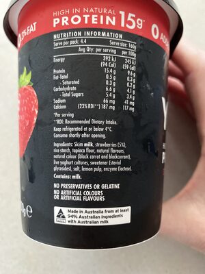 YoPRO Strawberry Yoghurt - Ingredients