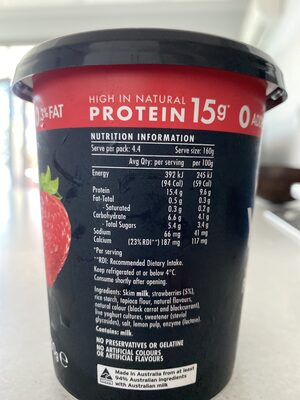YoPRO Strawberry Yoghurt - Nutrition facts